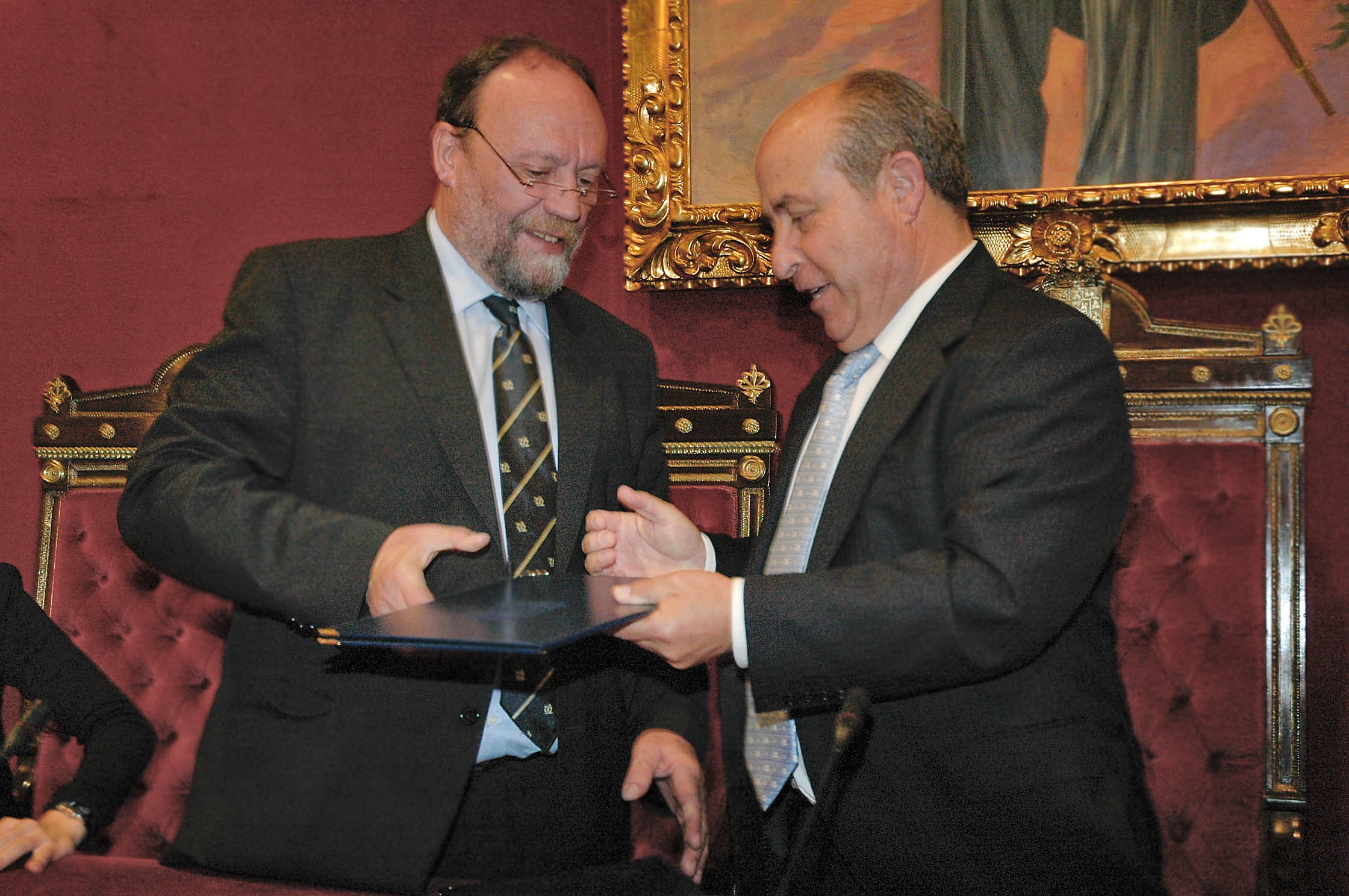 &copy;Ayto.Granada: Ayuntamiento y Universidad firman un convenio marco de colaboraci�n para la realizaci�n de pr�cticas de alumnos, entre otras acciones